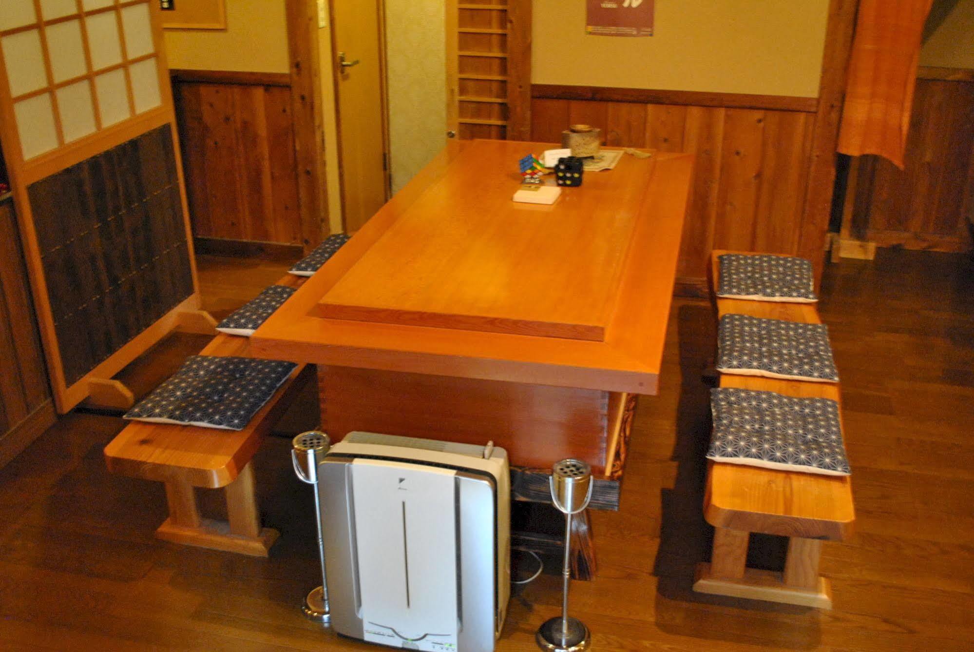 Ban-Ya Hot Spring Inn Юфу Екстериор снимка